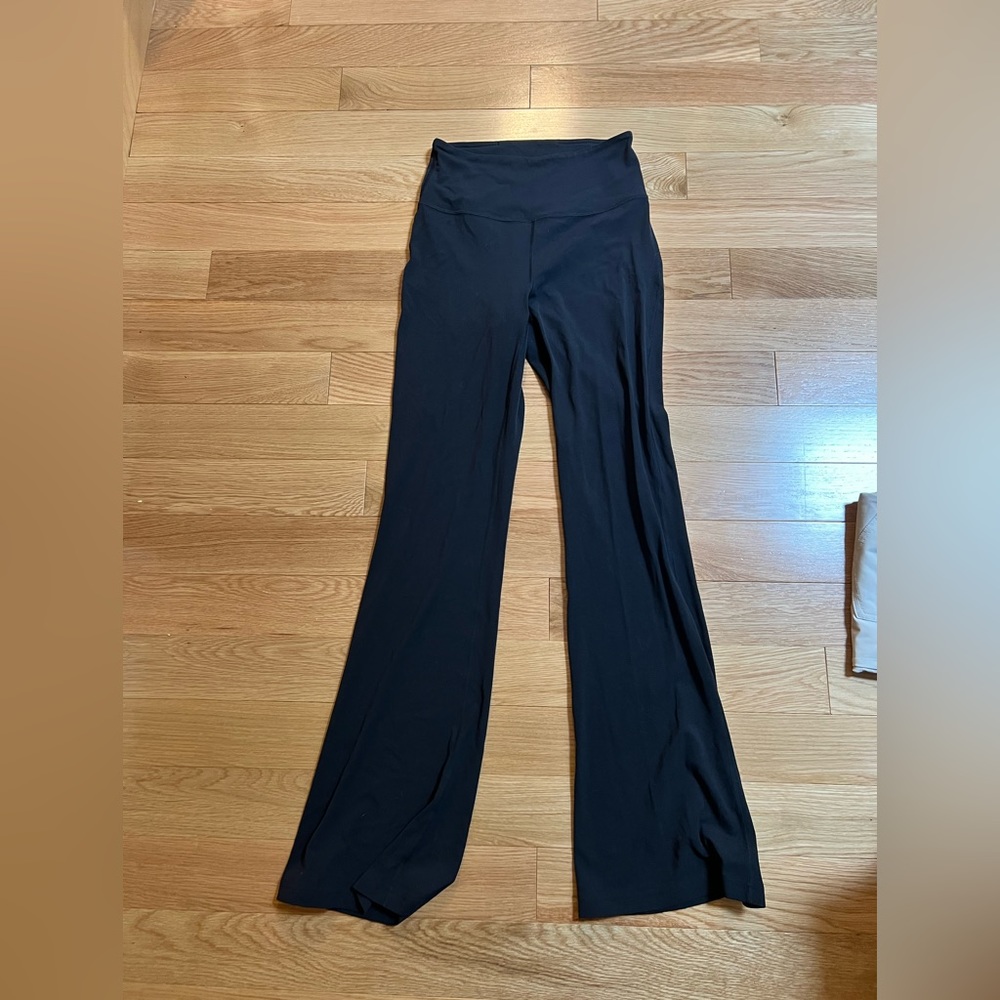 High-Waist Black Groove Align Pants 31.5"